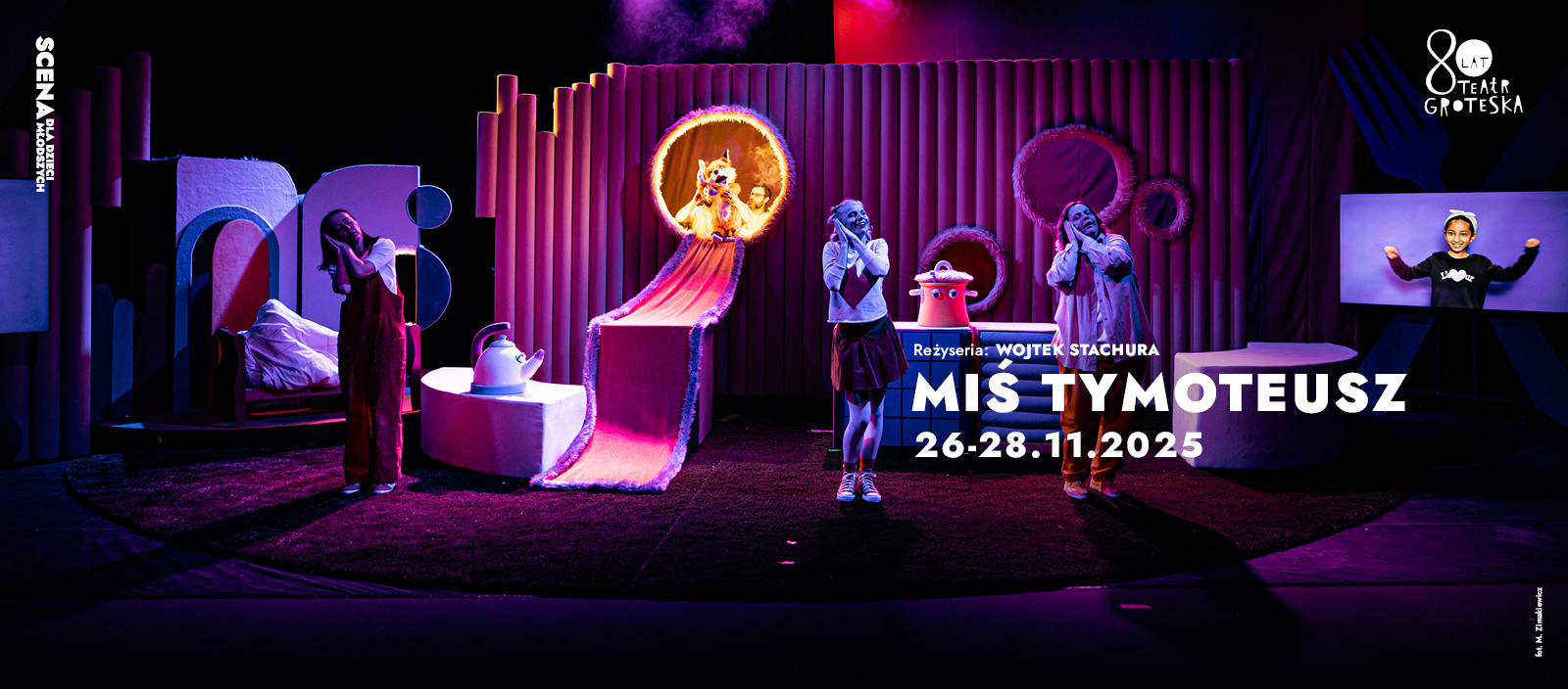 Tymek z datą_listopad 2025